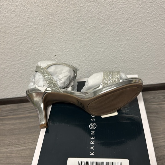 Karen Scott Darla Dress Sandals - Picture 3 of 7